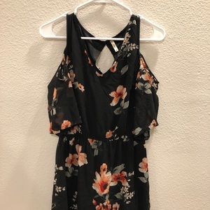 Floral Cold Shoulder Dress ✨3 for $10✨